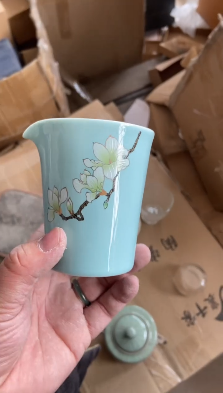 杯 无运费险有瑕疵的摄影的产品有使用过的痕迹有点脏介意勿拍