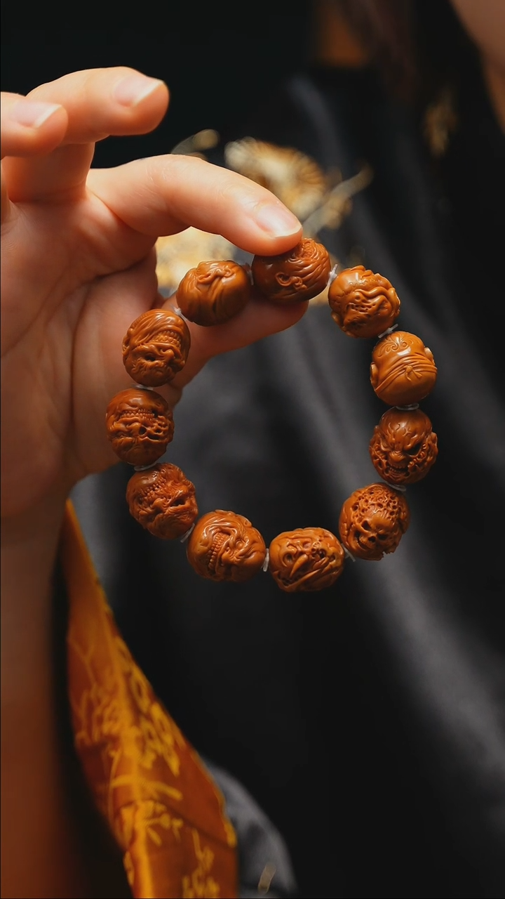 【闪购商品】橄榄核其他向死而生