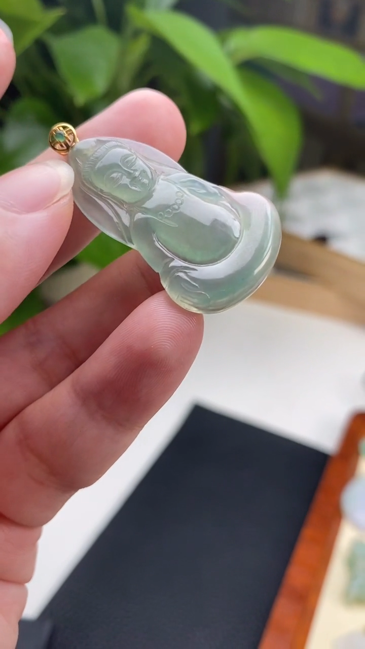 【闪购商品】翡翠挂件18K金镶嵌翡翠