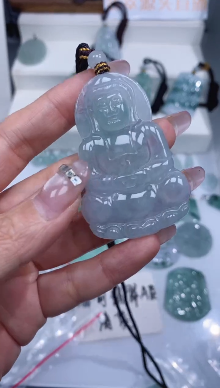 颈饰未镶嵌翡翠吊坠