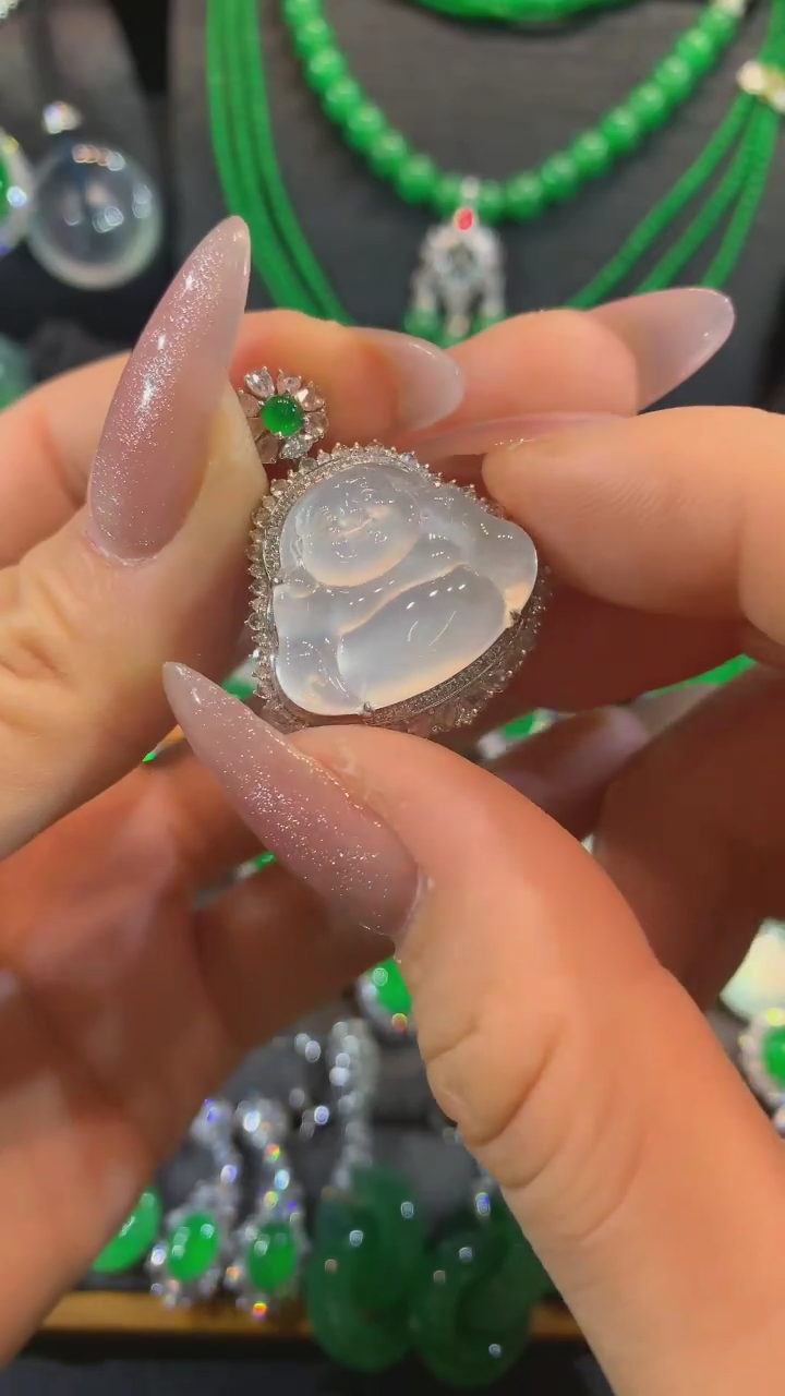 【闪购商品】翡翠吊坠(不含链)18K金镶嵌吊坠