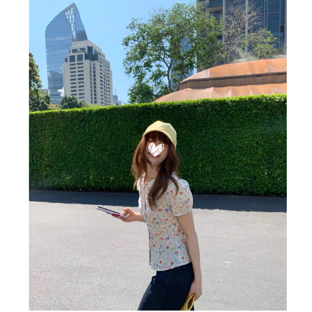 夏季2025新款韩系度假甜美风泡泡袖碎花衬衫女短袖衬衣