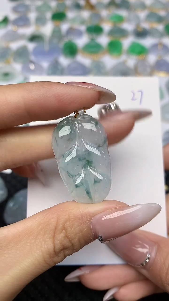 【闪购商品】翡翠颈饰18K金镶嵌天然翡翠A货