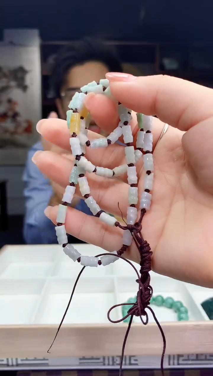 翡翠未镶嵌颈饰翡翠A货