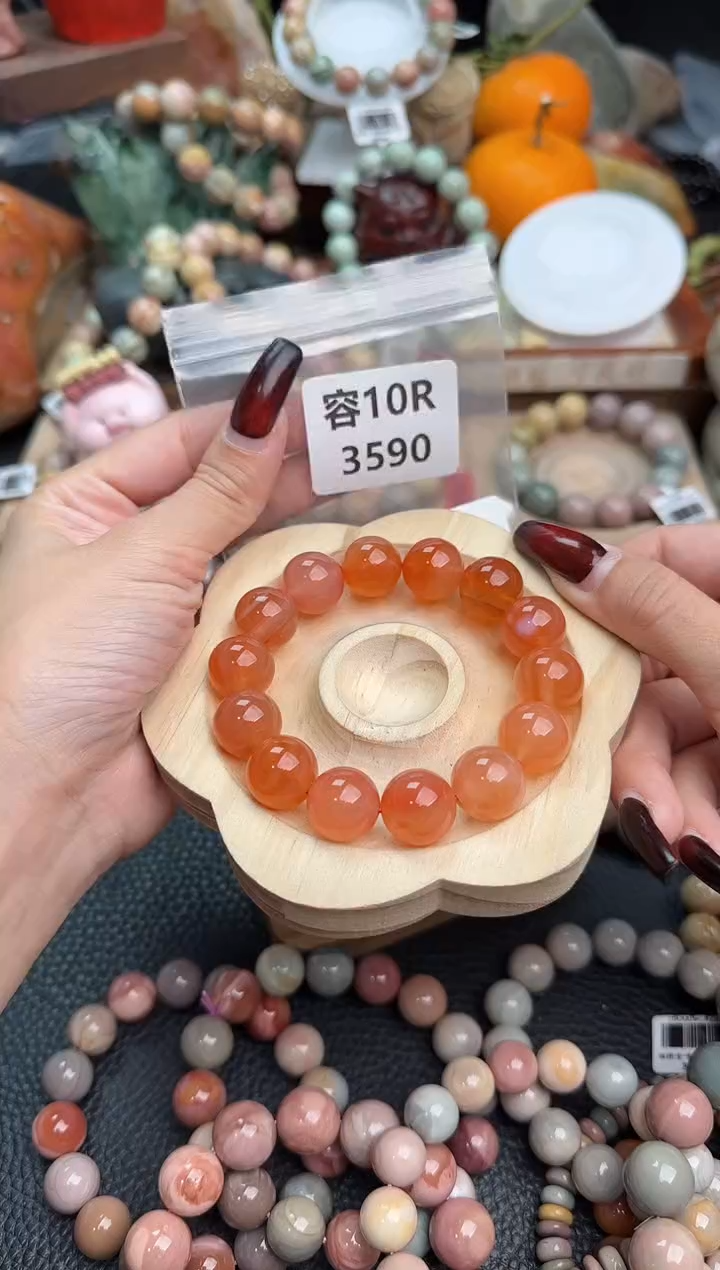 【闪购商品】石英质玉手链未镶嵌10R3590