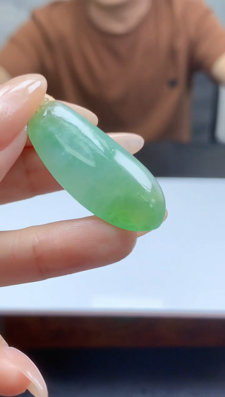 【闪购商品】定制翡翠未镶嵌010ee-毛货福瓜13赠金扣