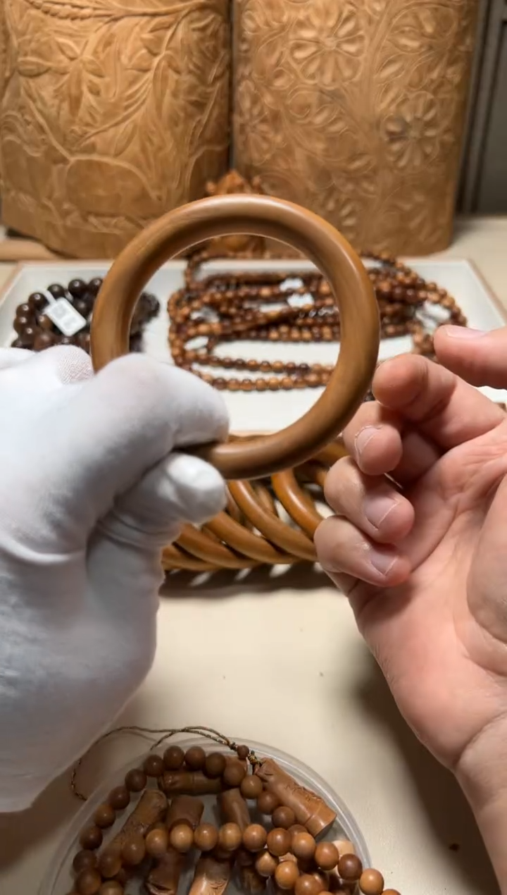 【闪购商品】檀香木其他老山檀香瑕疵手镯58