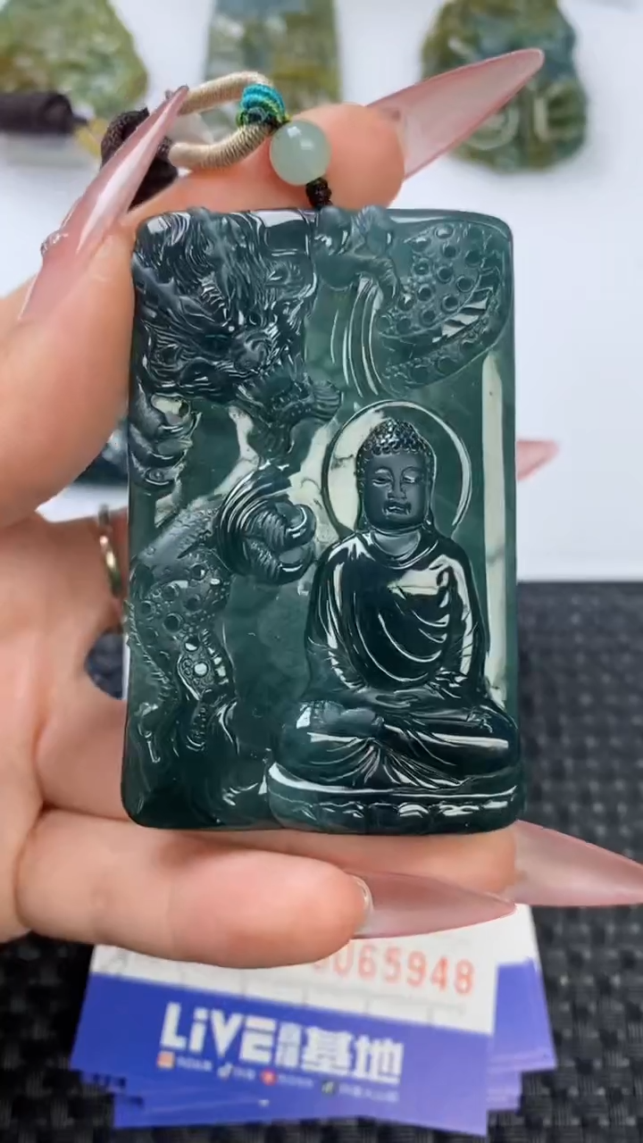 【闪购商品】翡翠颈饰未镶嵌111111111111111
