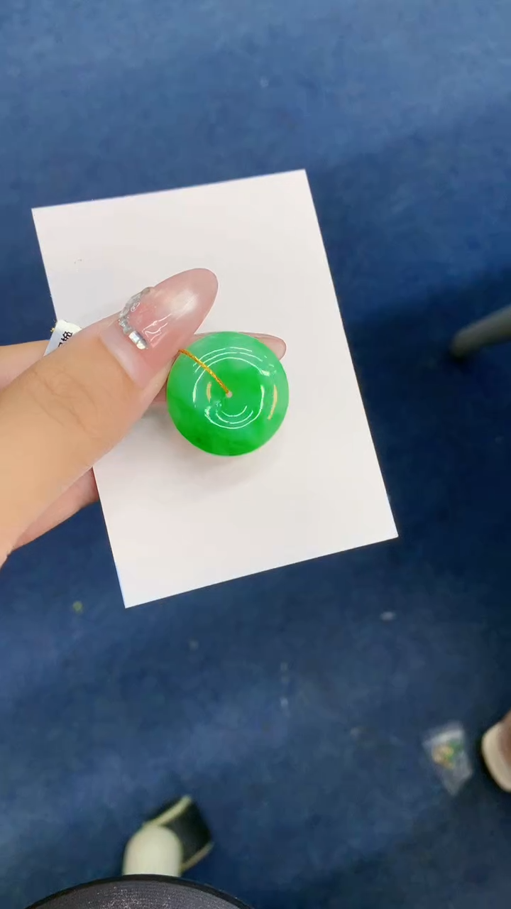 翡翠未镶嵌吊坠(不含链)1