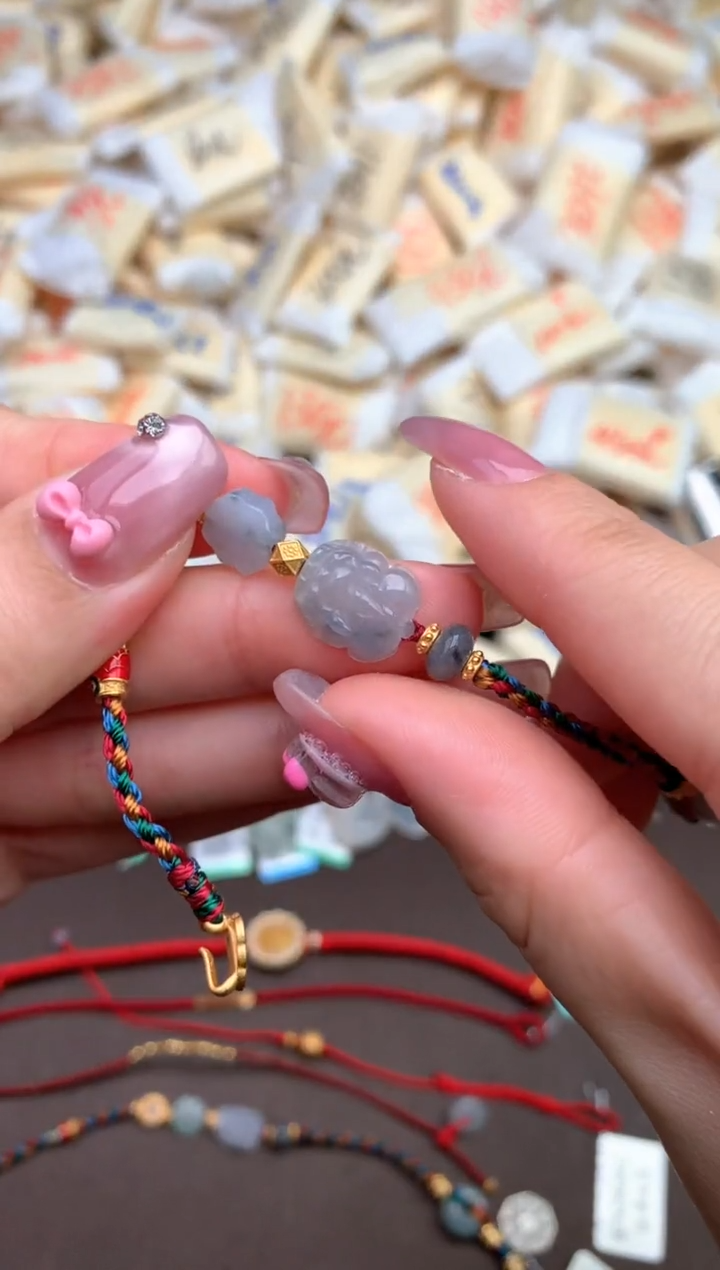 【闪购商品】翡翠手绳未镶嵌 —