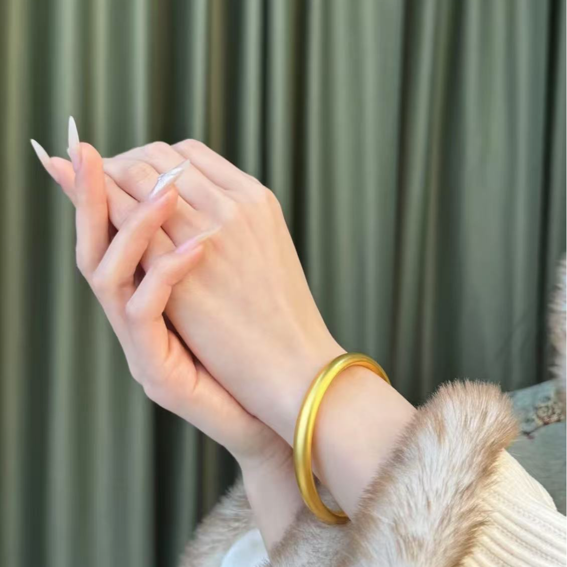 合金手镯 时尚气质卡八心经泥鳅背手镯