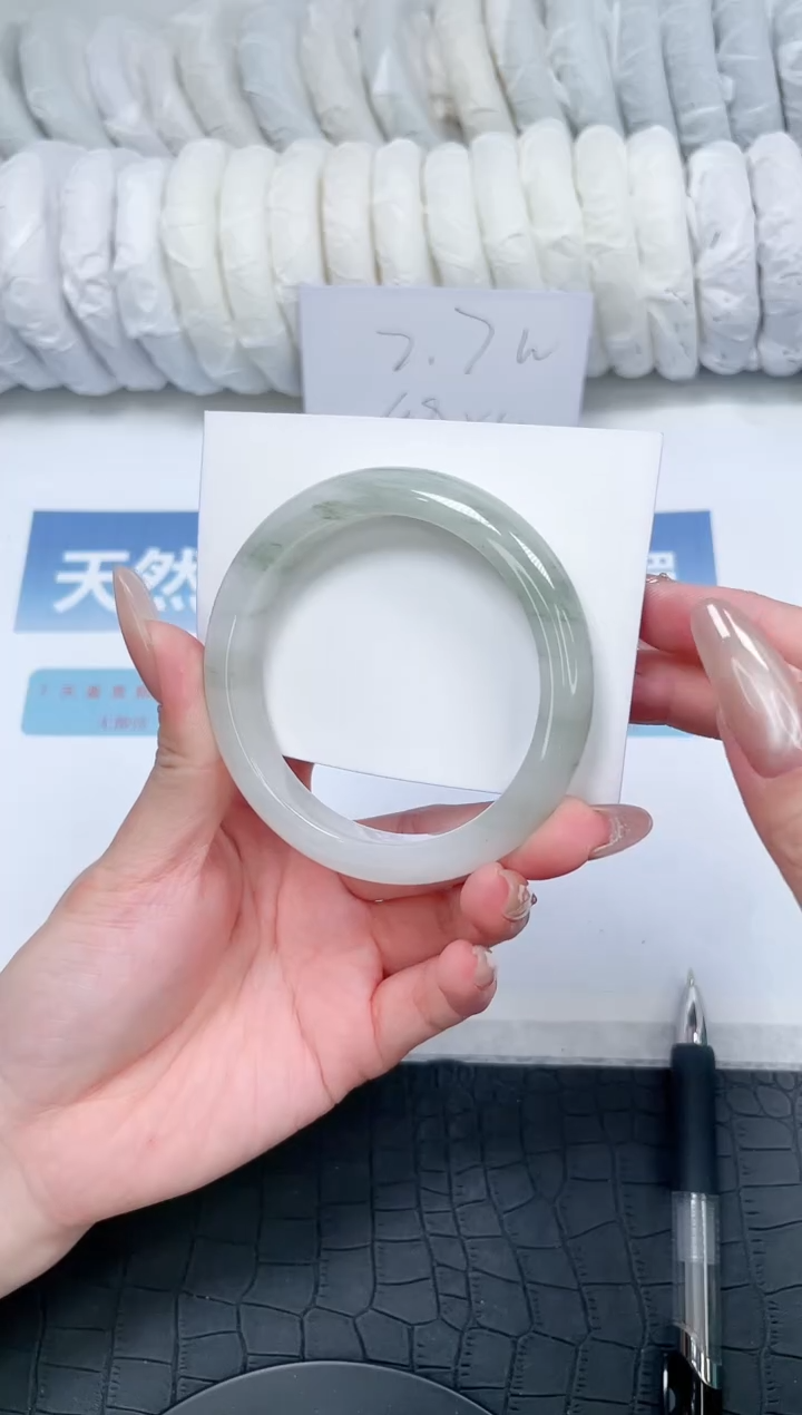 【闪购商品】石英质玉手镯未镶嵌O375-58.7