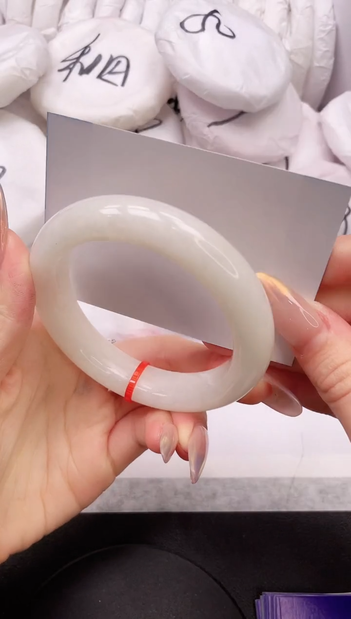 【闪购商品】和田玉手镯未镶嵌23K185-60