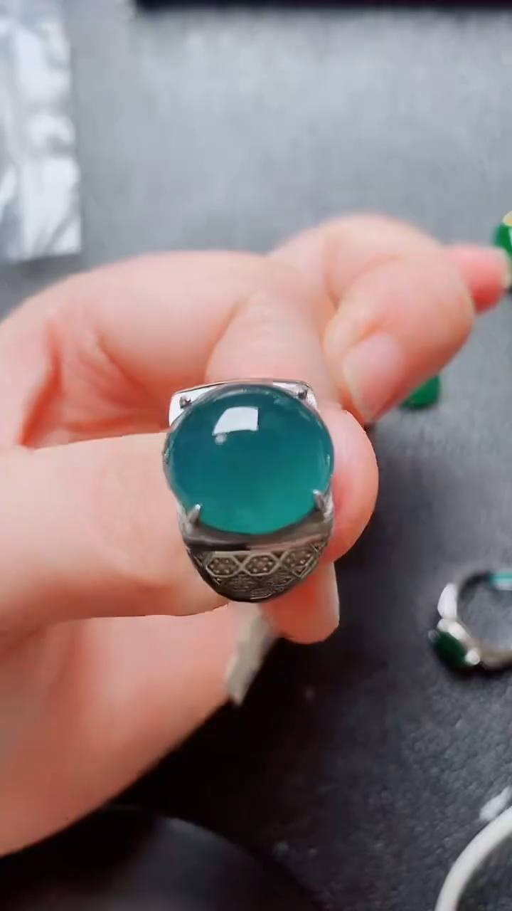 翡翠戒指银S925镶嵌1111