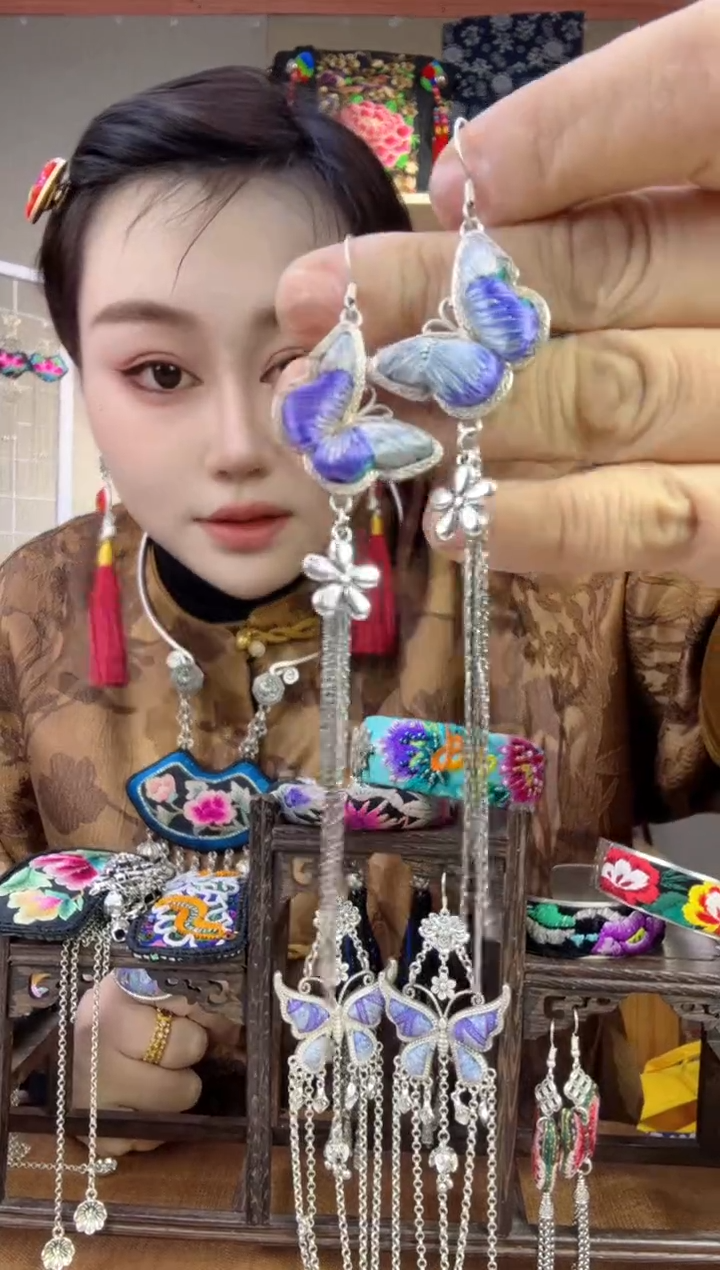 【闪购商品】刺绣纯手工苗绣非遗耳环