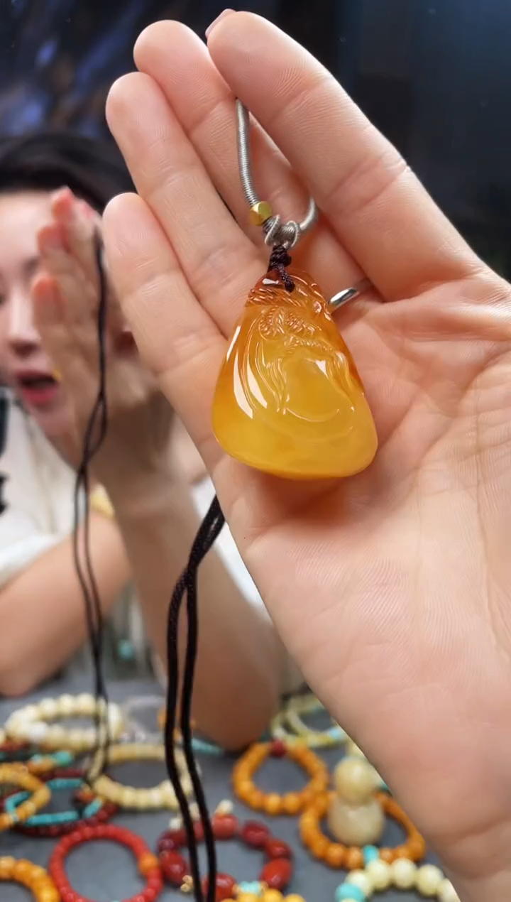 【闪购商品】蜜蜡颈饰未镶嵌项链