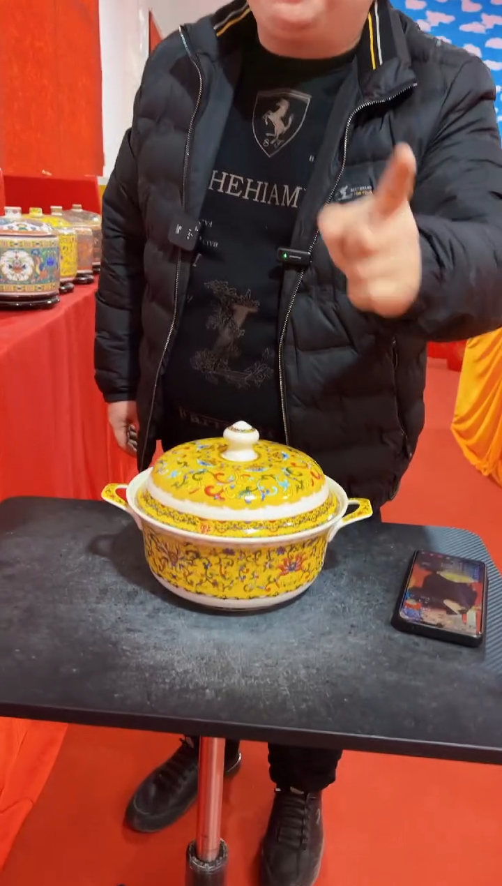 无景德镇陶瓷双耳大汤煲