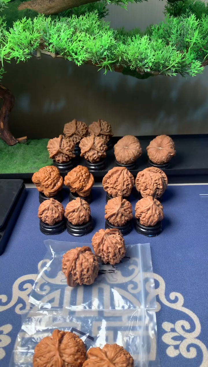 【闪购商品】文玩核桃吊坠40苹果园