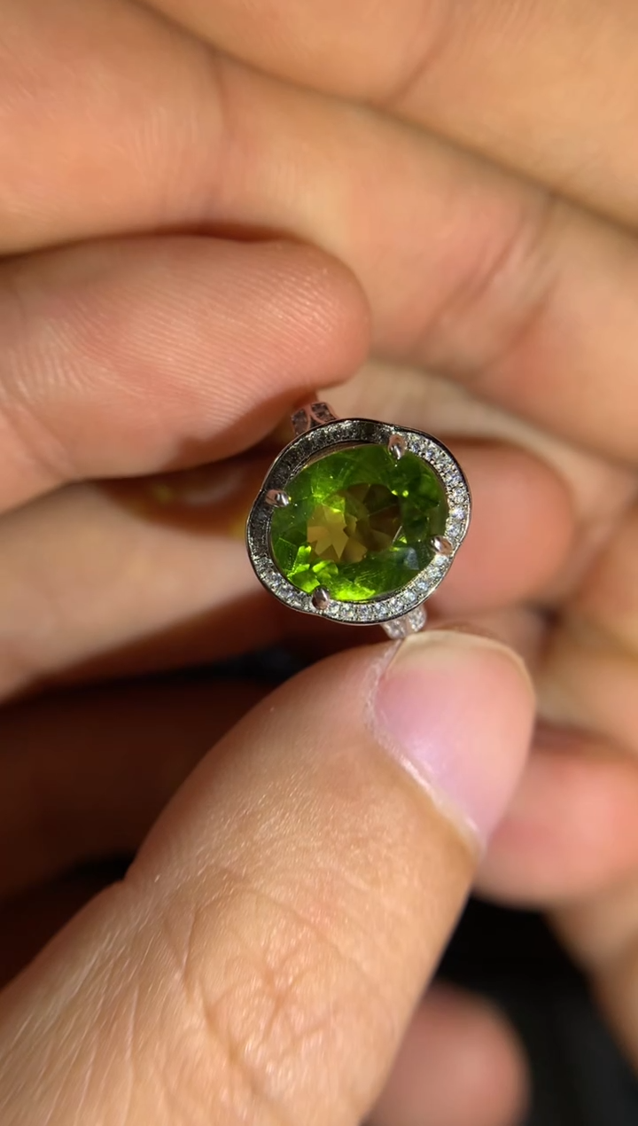 【闪购商品】橄榄石戒指银S925镶嵌天然