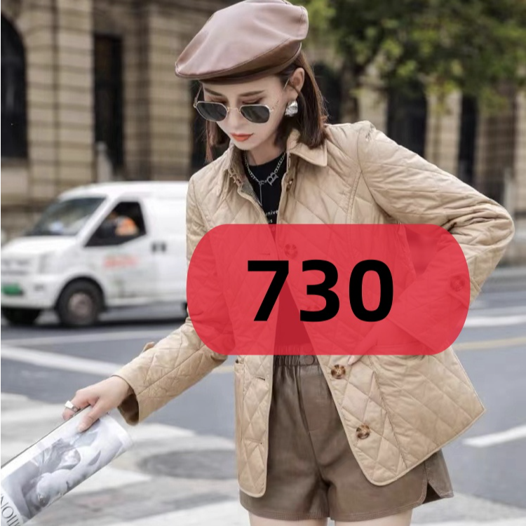 730-秋冬新款法式风菱格纹简约棉服