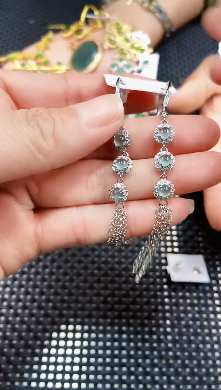 【闪购商品】翡翠耳饰未镶嵌111111111