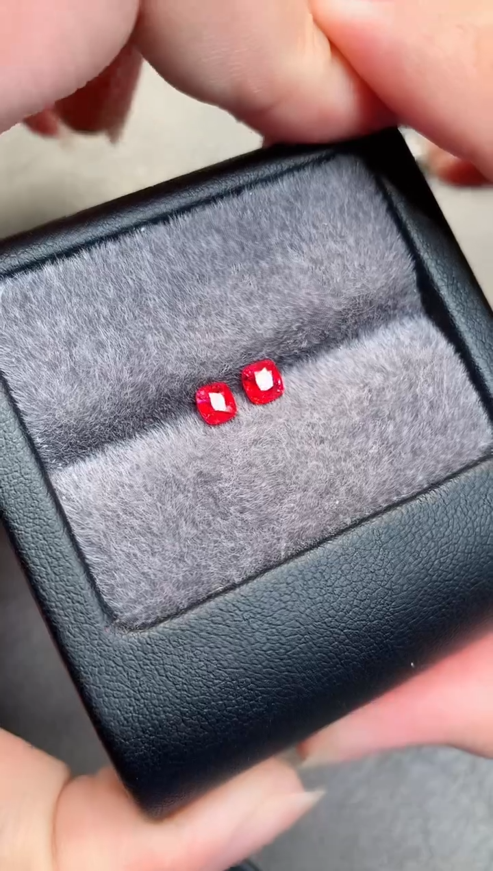 【闪购商品】尖晶石裸石未镶嵌0.74ct/2ps 绝地武士 LY