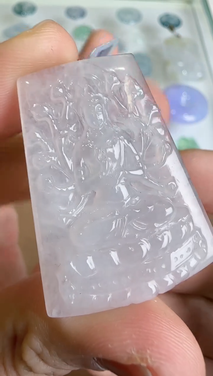 【闪购商品】翡翠吊坠(不含链)未镶嵌··