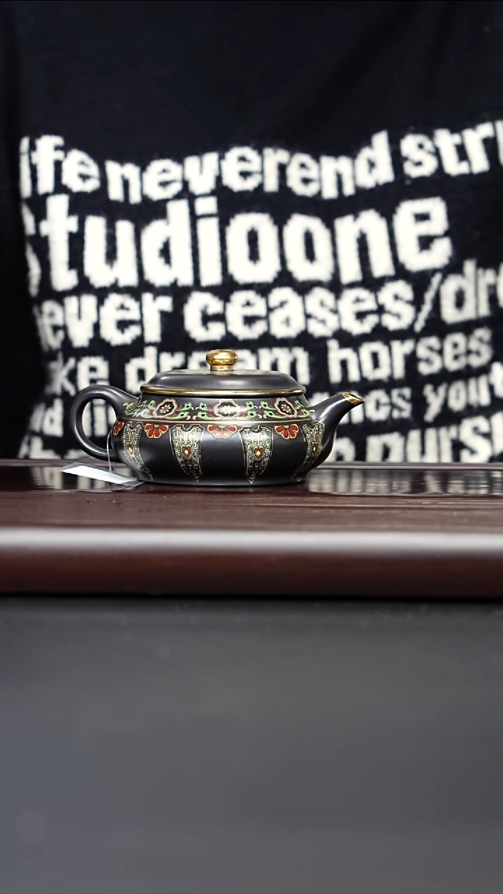 茶壶紫砂宜兴紫砂 明炉老黑料 汪庆龙 244