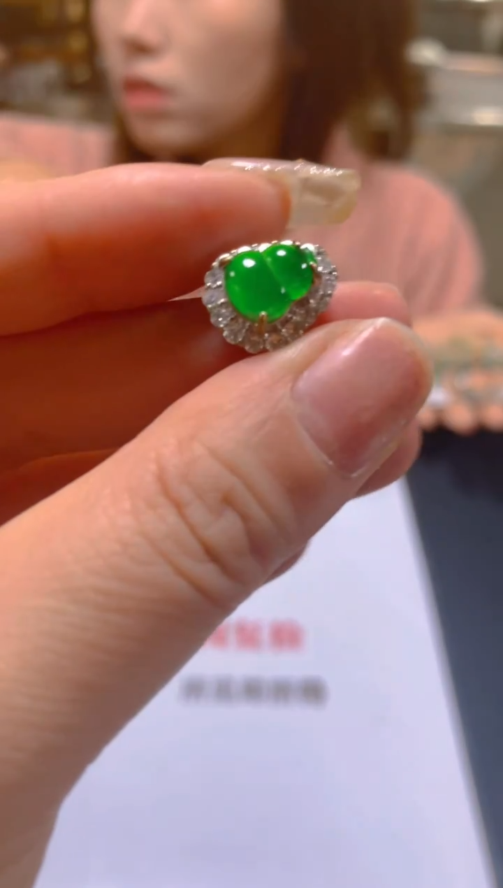 未镶嵌戒指翡翠多样性发一