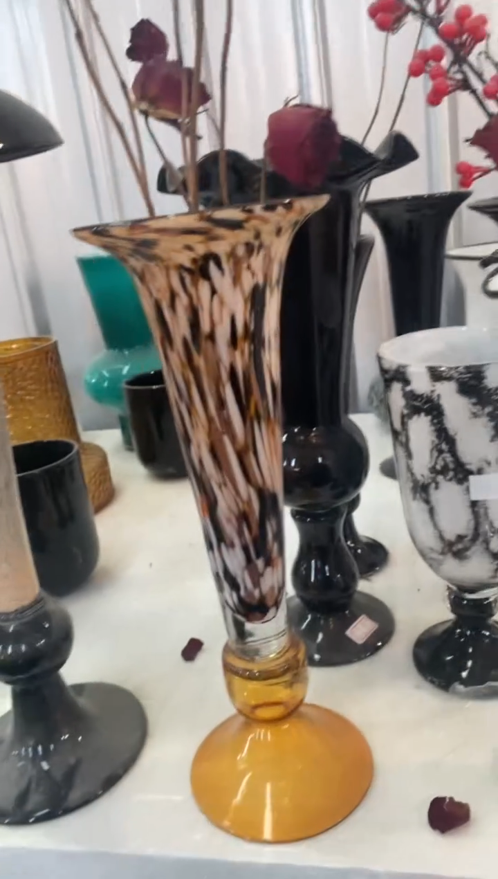 【闪购商品】玻璃131 M1