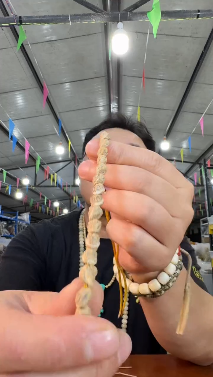 柏香籽/百香籽手串A2实物为准