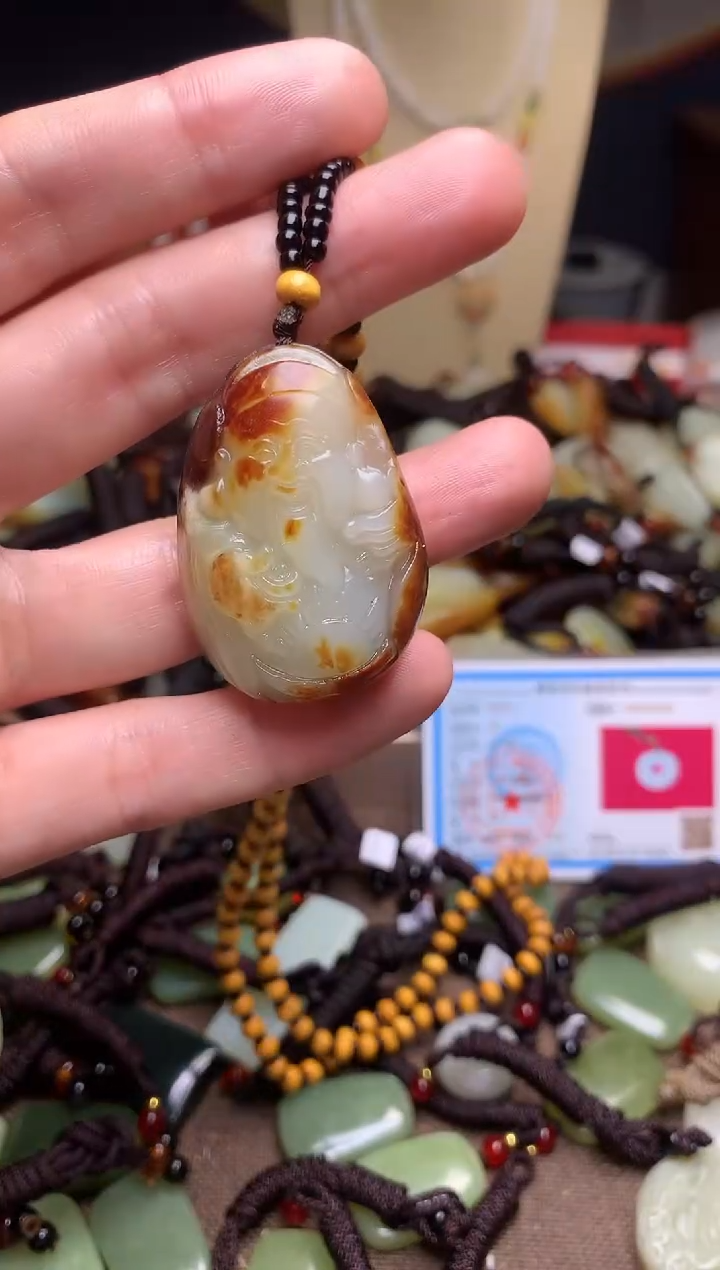 颈饰未镶嵌和田玉新疆料青海料清水和田玉吊坠