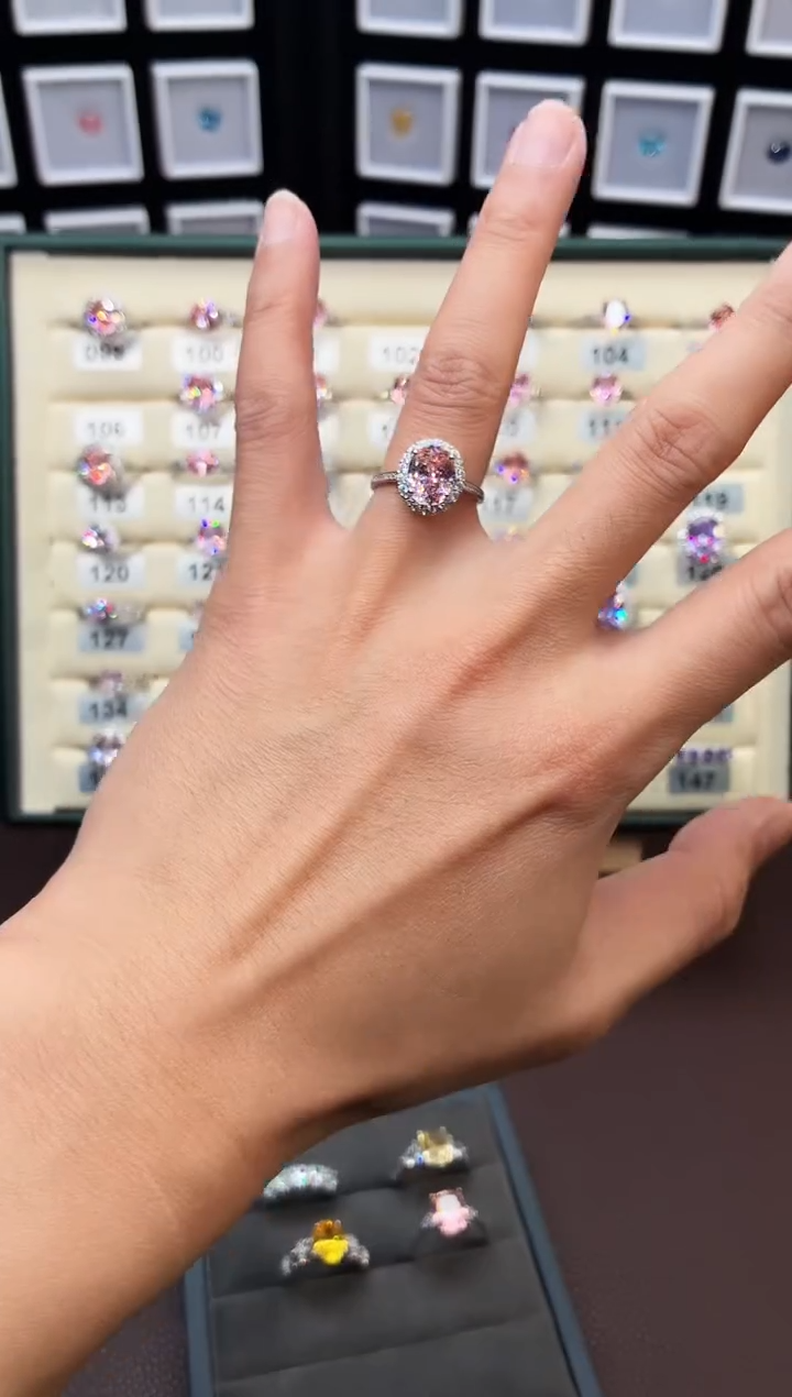 戒指彩色蓝宝石银S925镶嵌111