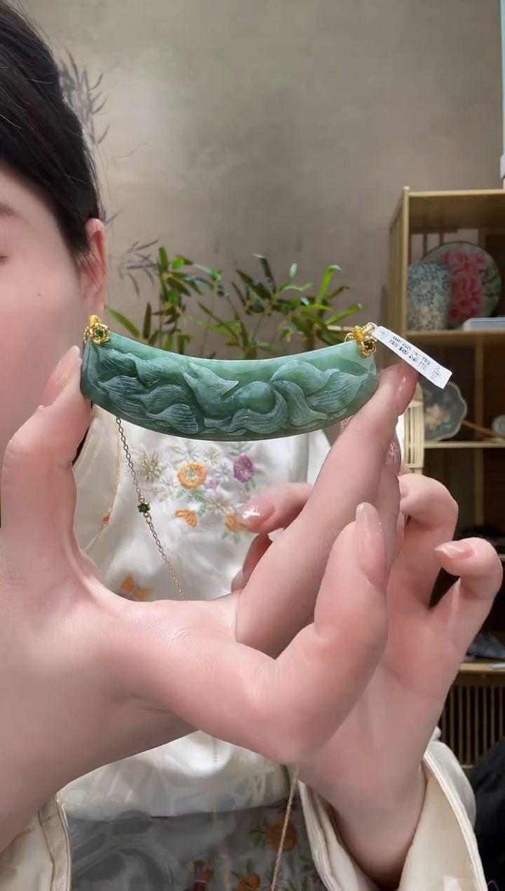 【闪购商品】翡翠颈饰未镶嵌吊坠