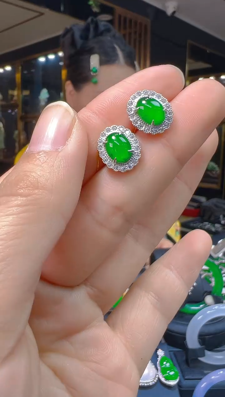 银S925镶嵌翡翠耳饰128(多样性发货发其一)