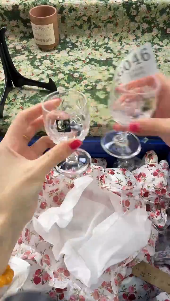 手工艺品琉璃小***干       G046