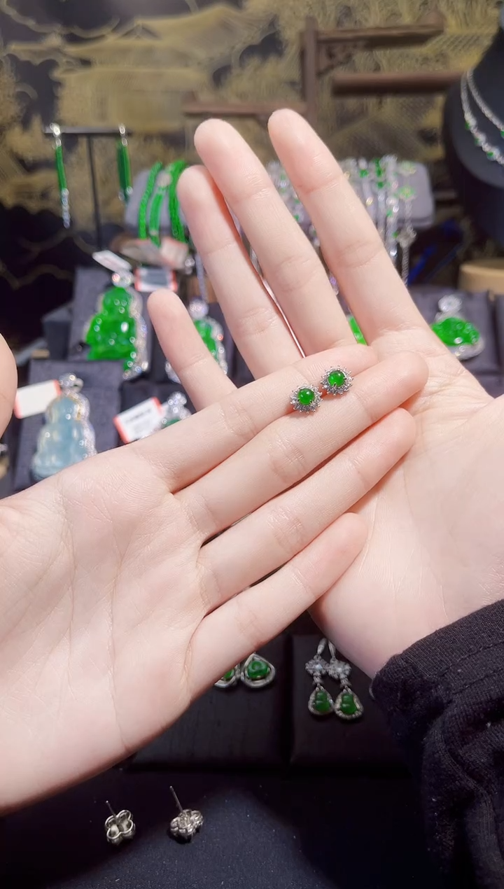 【闪购商品】翡翠耳饰银S925镶嵌耳饰