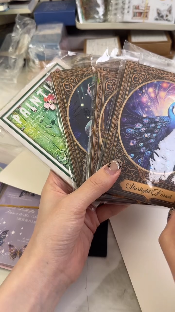 黛*娜星光彩绘4款 一单不发