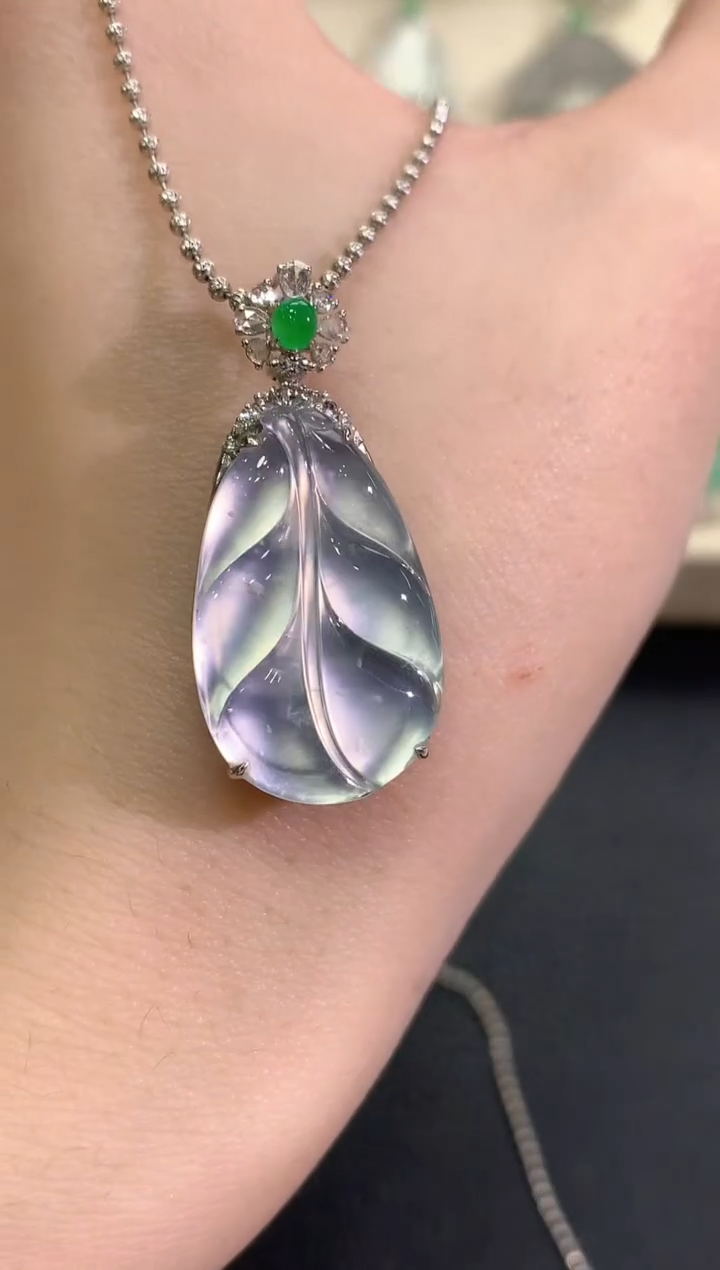 吊坠(不含链)18K金镶嵌翡翠冬日珠宝W79