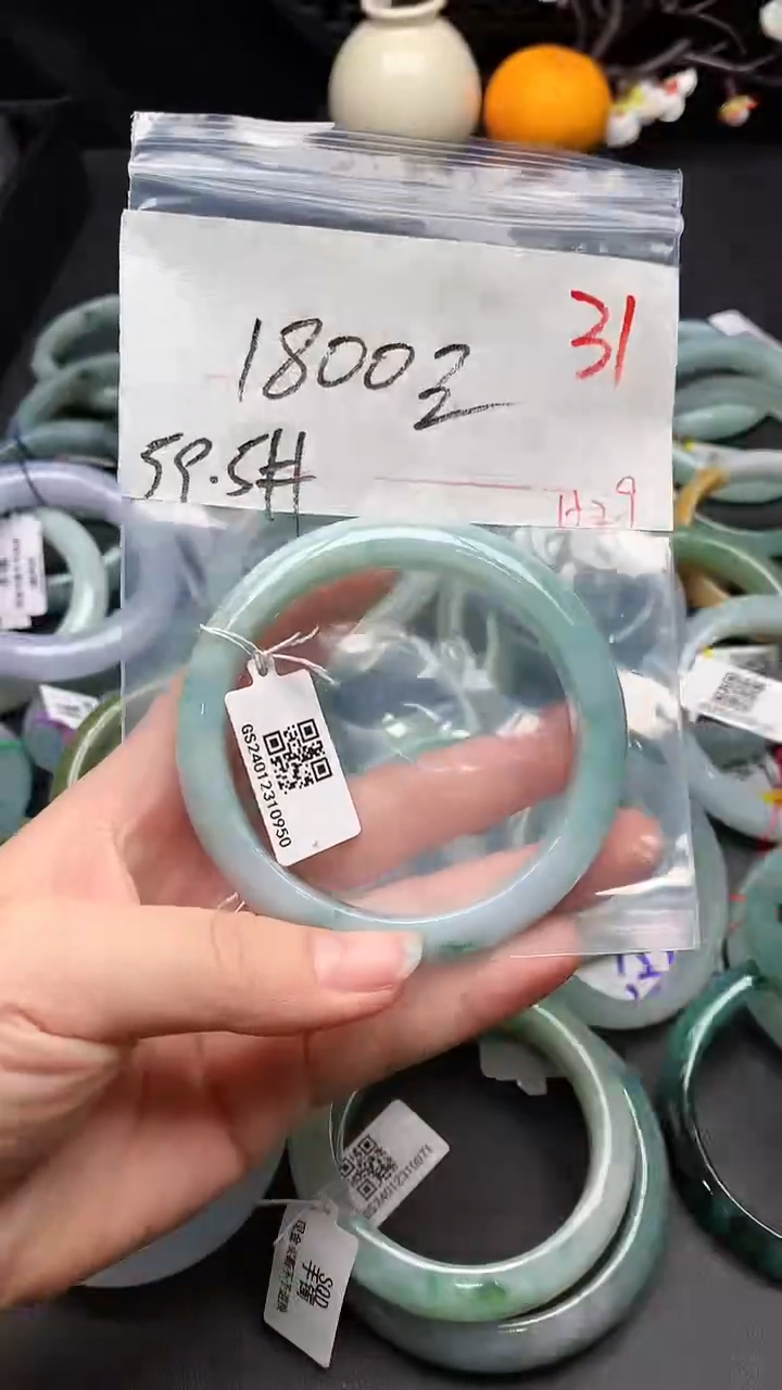 【闪购商品】定制翡翠未镶嵌毛货需精细抛光+多样性发货拍一发一