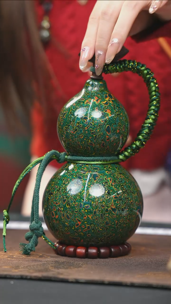 【闪购商品】WD123漆艺酒葫芦不包手串及旋转底座