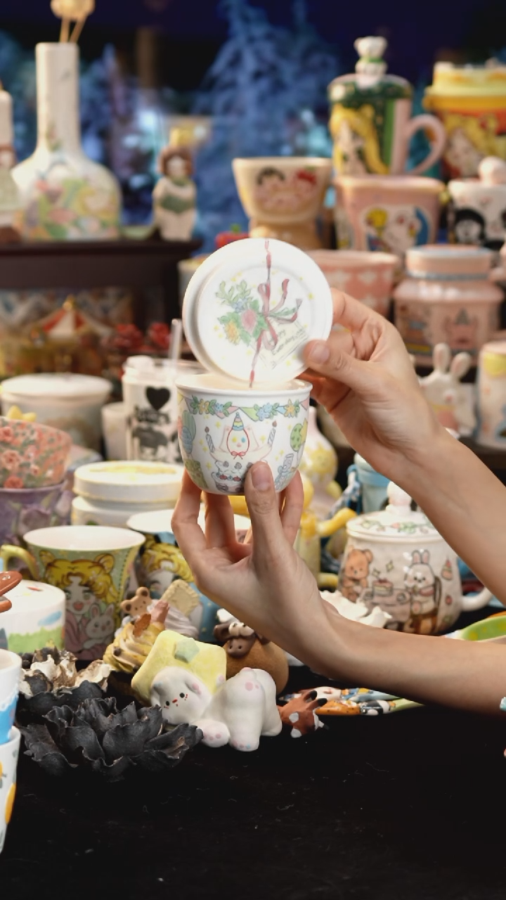 摆件陶景德镇釉下彩手绘设计师款陶瓷