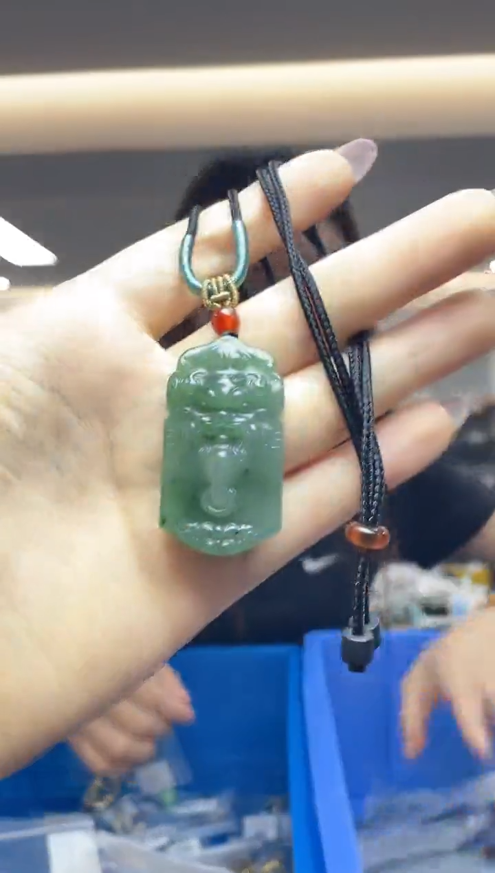 和田玉未镶嵌颈饰（多样性发一件）