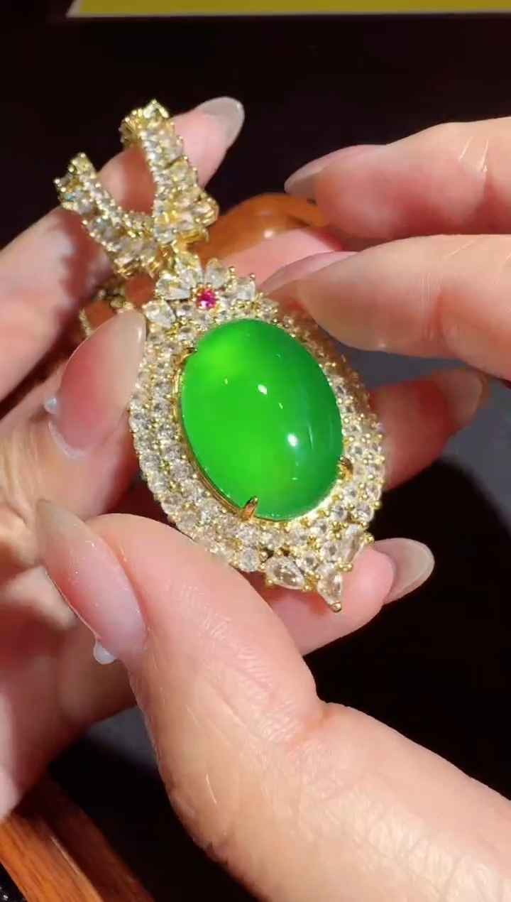 【闪购商品】玛瑙/玉髓吊坠合金发一件