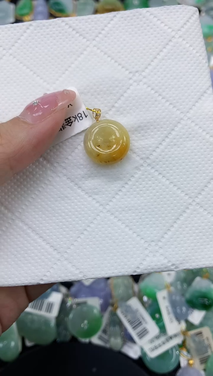 翡翠18K金镶嵌颈饰11111111111