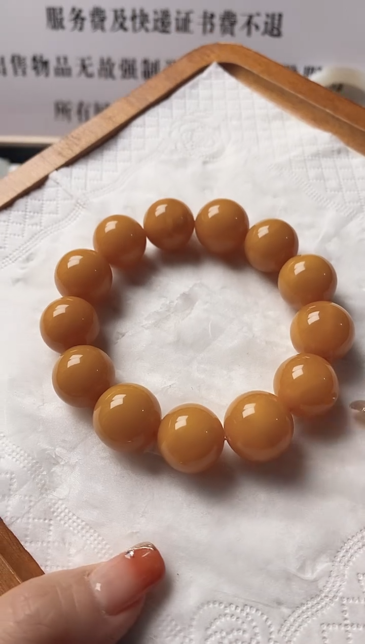 裸石琥珀未镶嵌手串