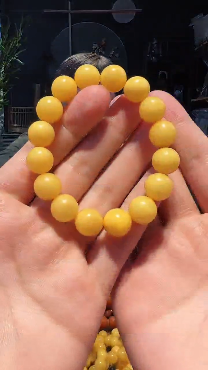 【闪购商品】蜜蜡手串未镶嵌12+暴力黄