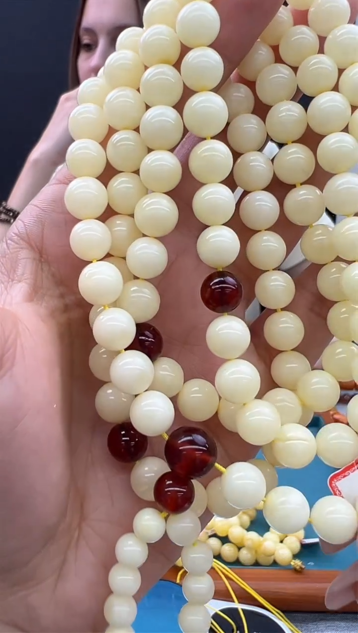 【闪购商品】琥珀颈饰未镶嵌88秒拍号