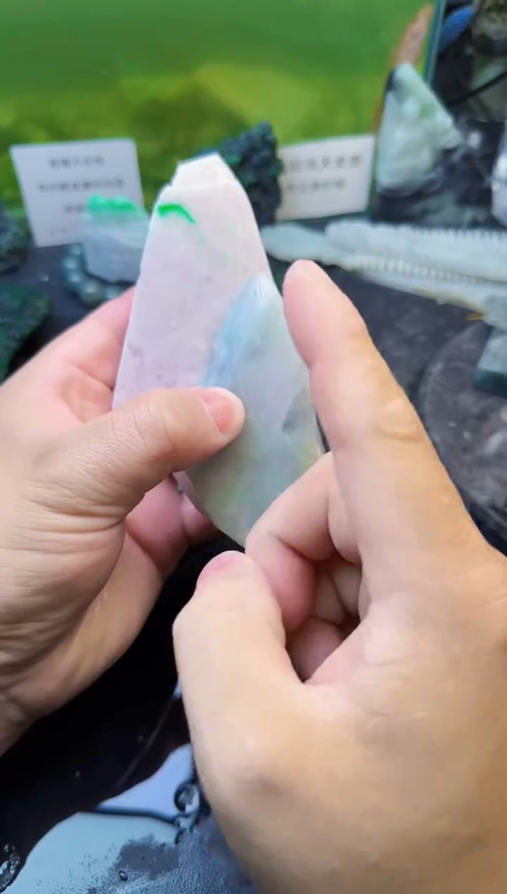 翡翠未镶嵌颈饰天然翡翠182