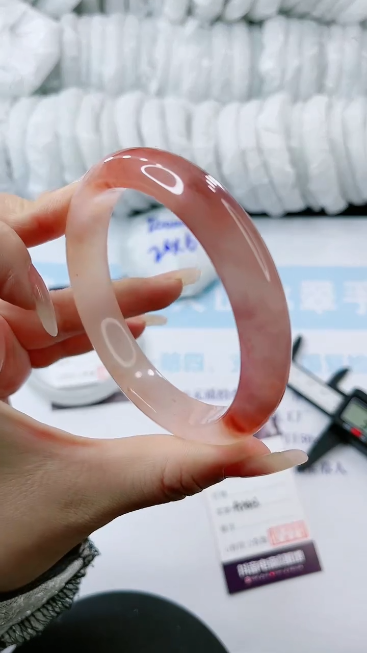 【闪购商品】石英质玉手镯未镶嵌多样性发货A443-64